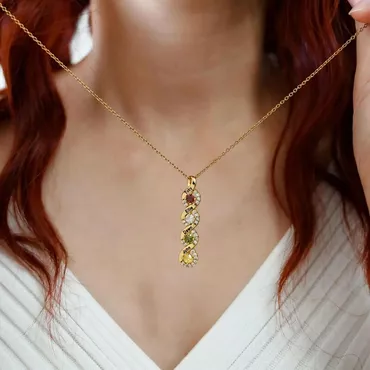 Personalized Birthstone Necklace With Chic Diamonds Romantic Gift For Mother's Day