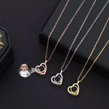 Personalized Photo Projection Necklace Chic - Heart