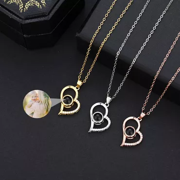 Personalized Photo Projection Necklace Chic - Heart
