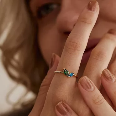 Personalized Birthstone Ring Makes Chic A Great Gift For Christmas