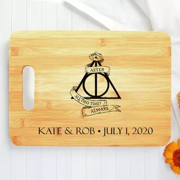 Personalized Engravable Charcuterie Board Chic With Triangle Pattern Wrapped With Ribbon Best Gift For Him