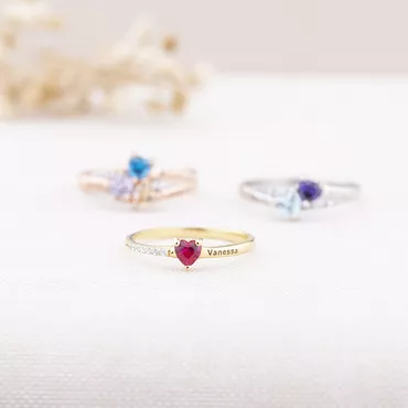 Personalized Name Ring With Chic Custom Birthstone Heart Shaped Design Beautiful Gift For Birthday