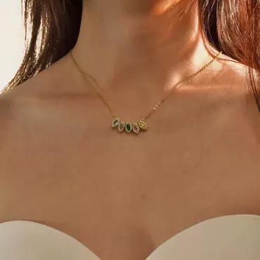 Personalized Birthstone Necklace With Chic Diamonds Fashionable Valentine’s Day Gift For Wife