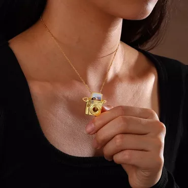Personalized Camera Photo Necklace Chic Beautiful Christmas Gift